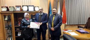 صحيفة المساء العربي واتحاد الكتاب الافروأسيوي يكرمان وكيل وزارة الصحة بأسيوط ورئيس المكتب الإعلامي