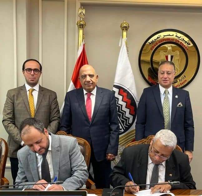 مصنع جديد لاستغلال"الكاولين" بشركة سيناء للمنجنيز بالشراكة مع القطاع الخاص