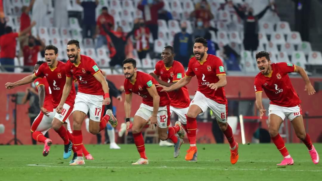 الأهلي يستعيد "صخرة دفاع" الفريق قبل مواجهة الإسماعيلي في الدوري