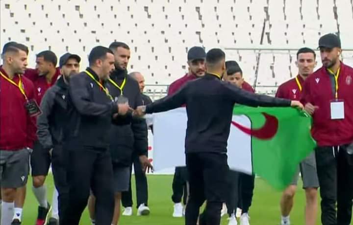 بيان الاتحاد الافريقي لكرة القدم بشأن مباراة اتحاد العاصمة ضد نهضة بركان