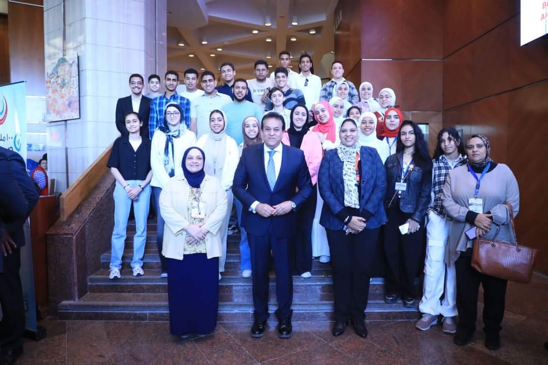 الصحة: فحص طبي لـ 500 مواطن وتقديم الخدمات التوعوية لـ1000 آخرين من رواد مكتبة الإسكندرية