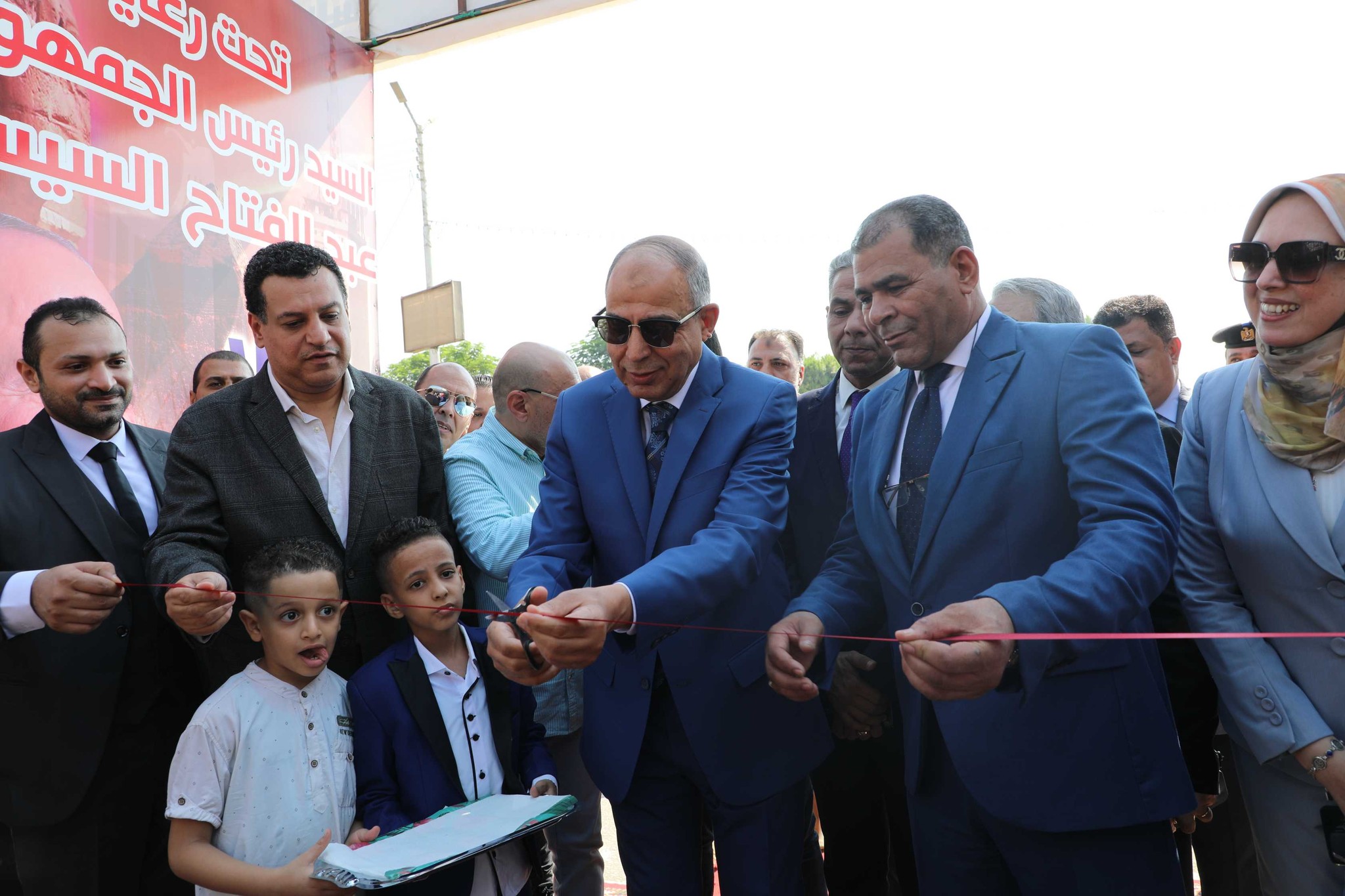 محافظ المنيا يفتتح معرض " أهلاً مدارس" للمستلزمات والأدوات المدرسية استعداداً للعام الدراسي الجديد