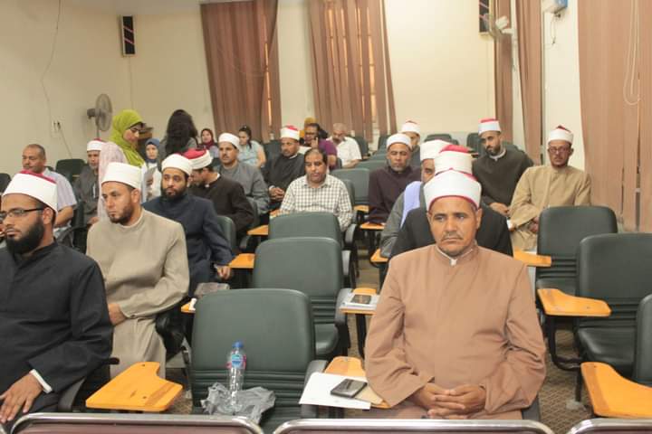 تدريب (٥٠) إماماً وواعظاً من الأوقاف بجامعةأسيوط