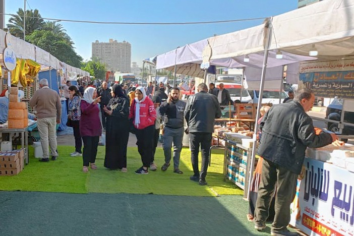 إقامة سوق اليوم الواحد بالبيطاش بحي العجمي