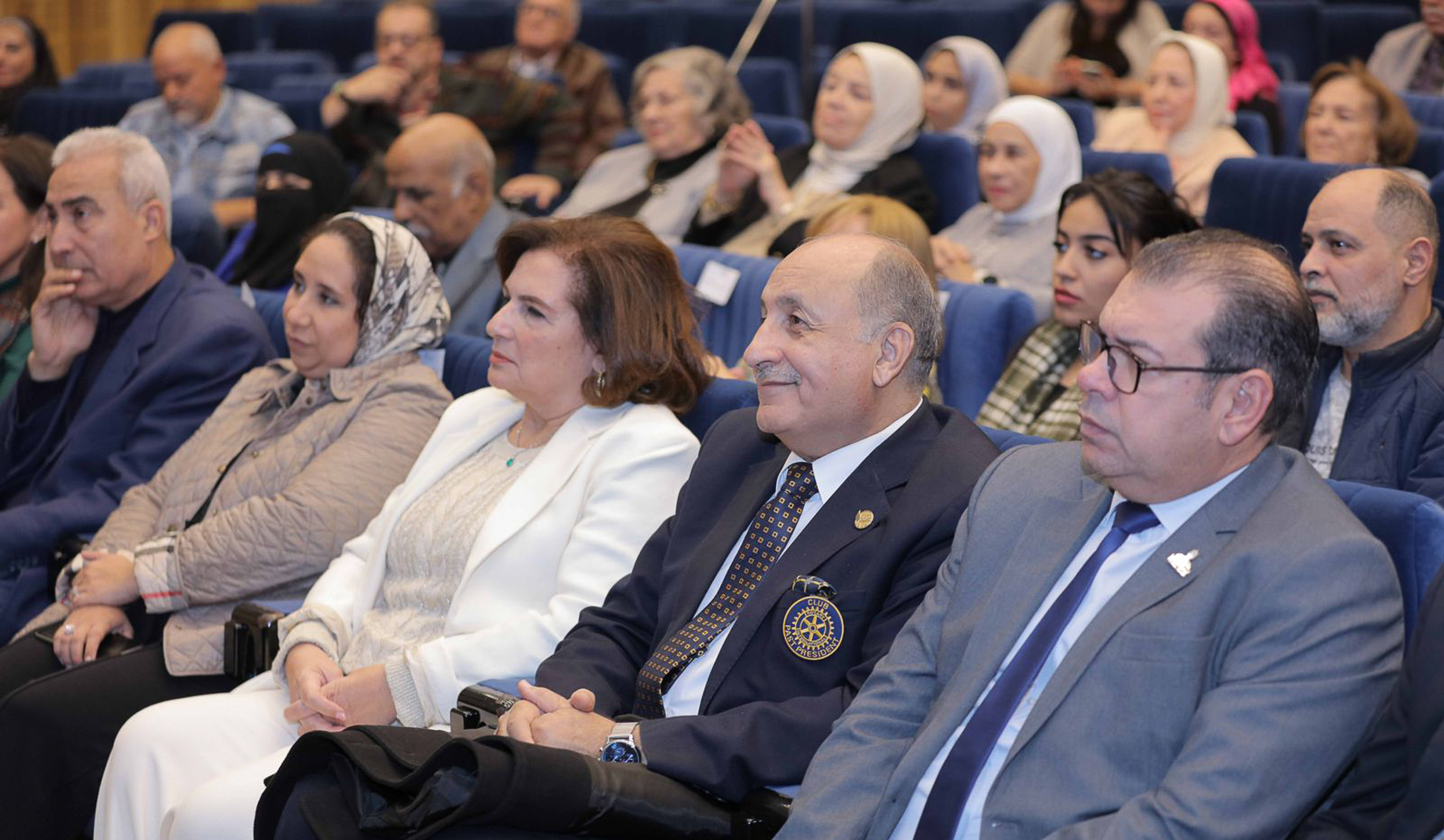 تعارضات السرد الكيميرا - المسحورة في لقاء بمكتبة الإسكندرية