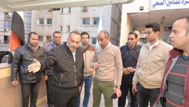  محافظ أسيوط يفاجئ العاملين بمستشفى المبرة للتأمين الصحي للاطمئنان على جودة الخدمات الصحية