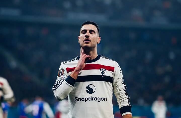 مان يونايتد يهزم ستيوا بوخارست و يتأهل لثمن نهائي الدوري الأوروبي