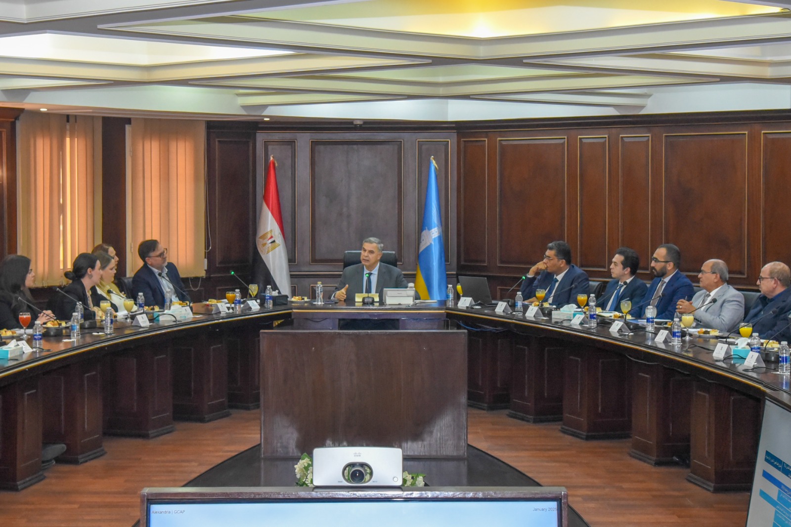 محافظ الإسكندرية يستقبل مدير البنية التحتية المستدامة بالبنك الأوروبي