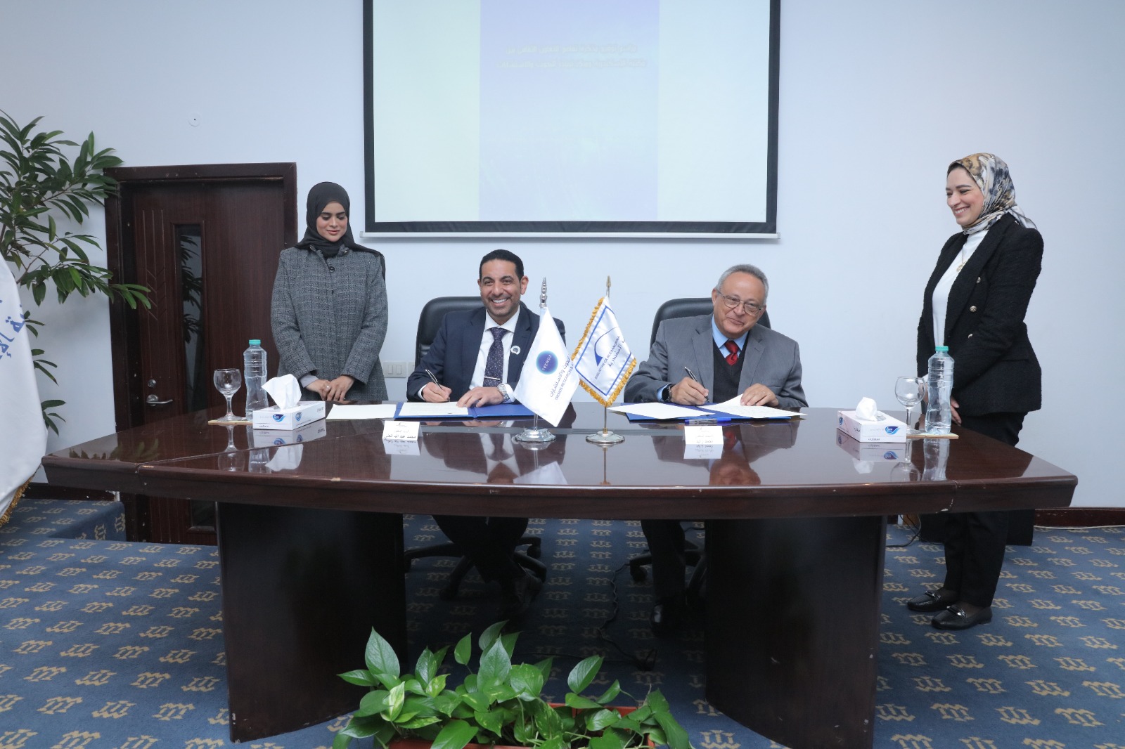 مكتبة الإسكندرية توقع اتفاقية تعاون مع مركز تريندز للبحوث والاستشارات بالإمارات