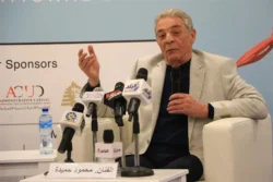 بين سطور الماضي .. “محمود حميدة” يفتح قلبه ويكشف أسرار مشواره الفني