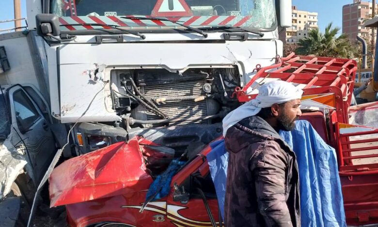 حادث تصادم بين تريلا و سيارتى بيك أب على الطريق الدائري بسمالوط يسفر عن 9 وفيات