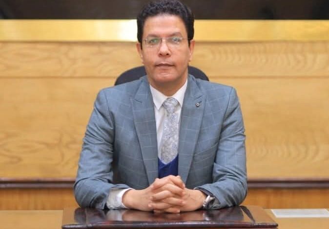 رئيس جامعة بنها يستقبل وفد جامعة لويفيل الأمريكية