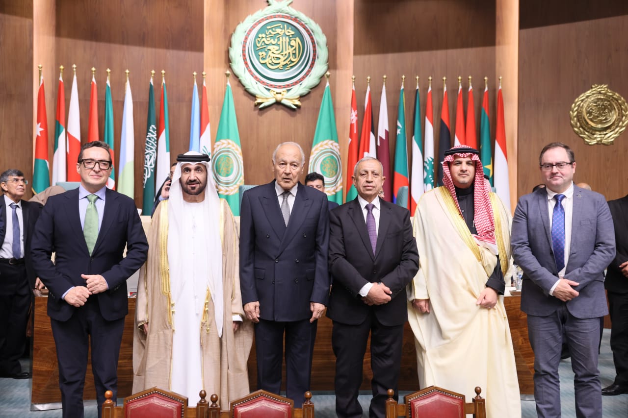 بالصور الأكاديمية العربية توقع مذكرة تفاهم ثلاثية للأمن السيبراني