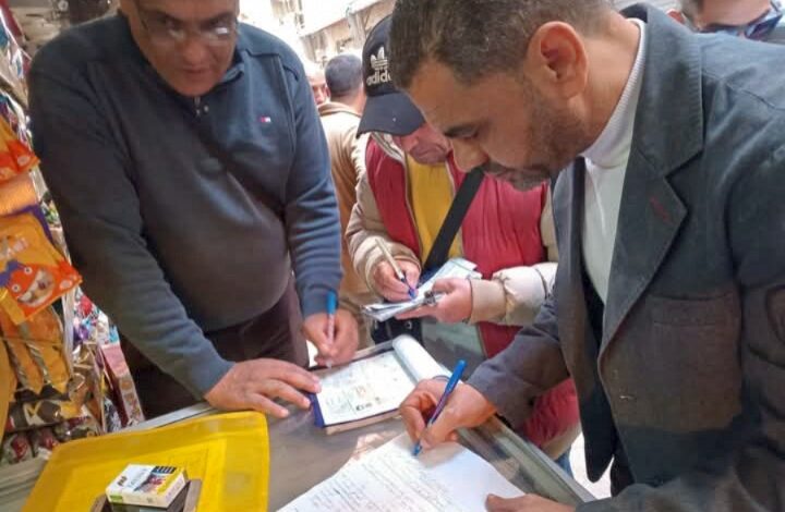 محافظ الإسكندرية تكثيف حملات إزالة الإشغالات والتفتيش على الأسواق