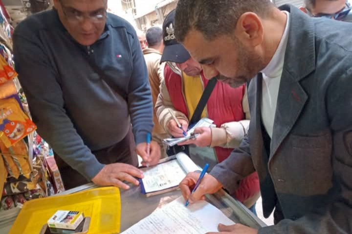 محافظ الإسكندرية تكثيف حملات إزالة الإشغالات والتفتيش على الأسواق