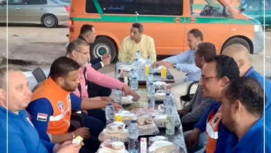 محافظ السويس فى إفطار رمضانى مع رجال الإسعاف
