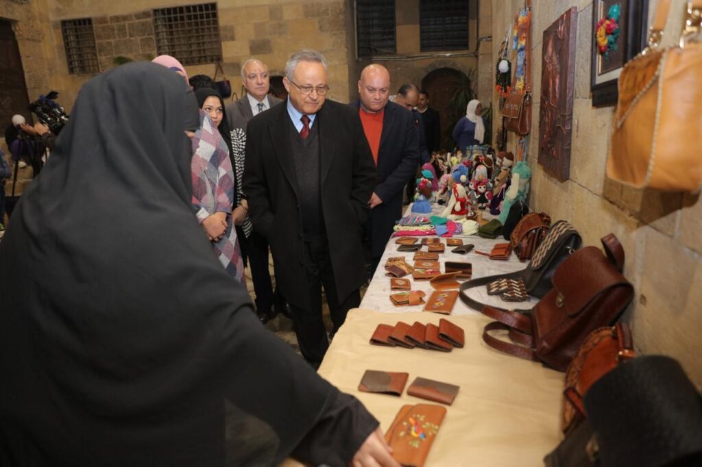 افتتاح معرض منتجات ورش بيت السناري احتفاءً باليوم العالمي للمرأة