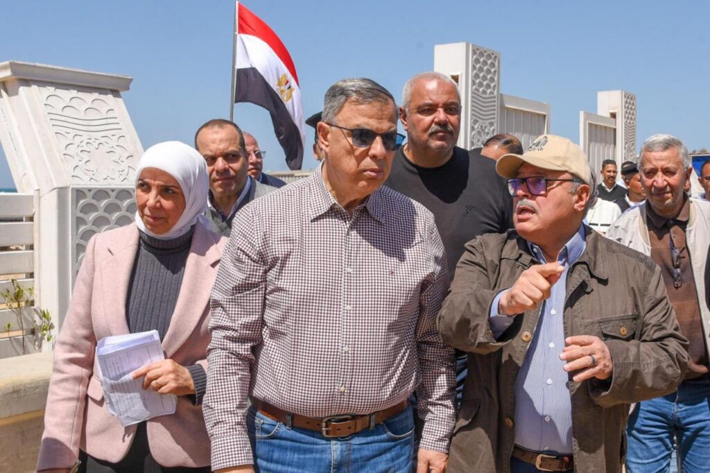 تكليف رؤساء الأحياء بترميم واجهات العقارات المتهالكة المطلة علي الكورنيش