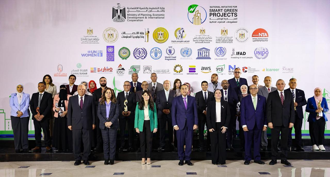 محافظ الاسكندرية فوز مشروعين من المبادرة الوطنية للمشروعات الخضراء الذكية