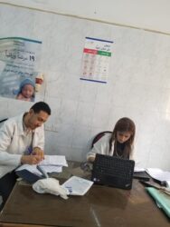 صحة المنيا..  الكشف الطبى على 1071 حالة بقرية منبال بمركز مطاى