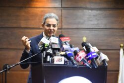 وزير الشباب والرياضة يشهد توقيع بروتوكول تعاون مع نقابة الإعلاميين