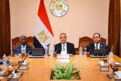 وزير الخارجية يستقبل أعضاء اللجنة التنفيذية للرابطة الإفريقية للإدارة العامة بمصر