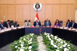 وزير الصناعة والنقل يترأس الاجتماع الحادي والعشرين للمجموعة الوزارية للتنمية الصناعية