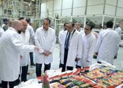 رئيس الوزراء يتفقد مصانع مجموعة المصرية السويسرية للمكرونة