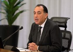 رئيس الوزراء يتوجه إلى أوغندا لترؤس وفد مصر بالقمة غير العادية