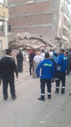 انهيار منزل مكون من 4 طوابق بحي شرق أسيوط .