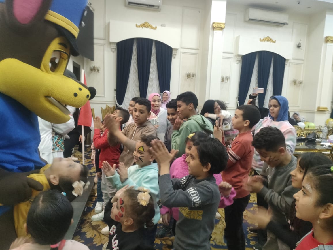 مؤسسة أيمن درويش للتنمية تنظم حفلاً كبيراً للأيتام وذوي الاحتياجات