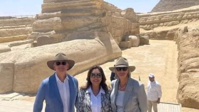 التنمية ترافق الحاكم العام لأستراليا بجولتها بالأهرامات والمتحف المصري  