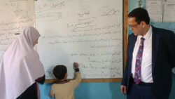 وكيل الوزارة يتابع انتظام العملية التعليمية بشرق طنطا