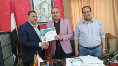 ادارة السنطة التعليمية تكرم المتميزين بالمدارس وهيئات المتابعة