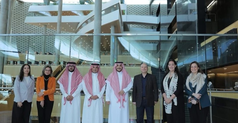 وفد سعودي رفيع المستوى في مكتبة الإسكندرية