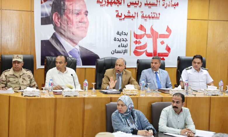 محافظ المنيا يتابع منظومة توريد القمح ويؤكد: دعم الدولة مستمر لكل جهد وطنى