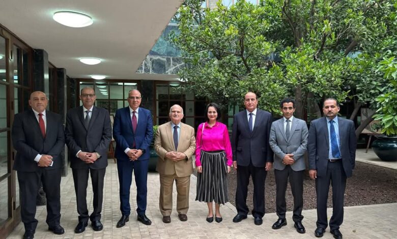 وزير الري يلتقي سمو الأمير الحسن بن طلال لتعاون بينهما