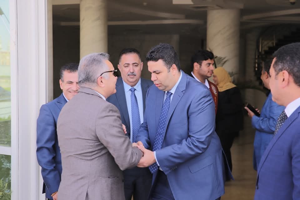 ● برعاية محافظ السويس ورئيس الجامعة... ندوة "وجعل بينكم مودة ورحمة"