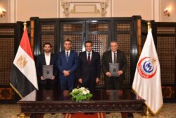 نائب رئيس مجلس الوزراء ووزير الصحة يشهد توقيع بروتوكول تعاون