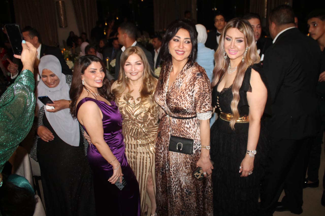 حضور الفنانة وفاء عامر حفل زفاف نجله الفنانة أمل رزق