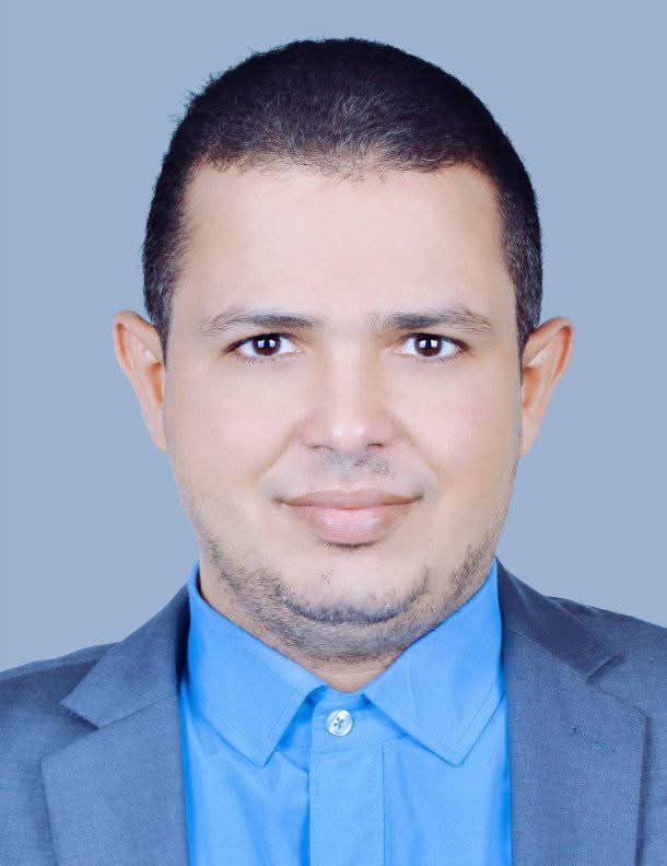 من يُربِّي أبناءنا اليوم؟