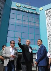 رئيس الوزراء يتفقد مُستشفى محلة مرحوم التخصصي ومشروع تغطية المصرف المواجه لها بالغربية 
