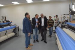 محافظ الغربية ووزير الزراعة بمدغشقر يتفقدان أكبر مصنع غزل في العالم بالمحلة الكبرى