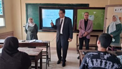 وكيل وزارة التربية والتعليم بالغربية يتابع مدارس السنطة