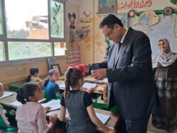 وكيل وزارة التربية والتعليم بالغربية يتابع مدارس السنطة
