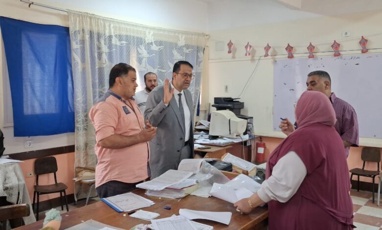 وكيل وزارة التربية والتعليم بالغربية يتابع امتحانات الفصل الدراسي الثاني لصفوف النقل للعام الدراسي 2024 / 2025