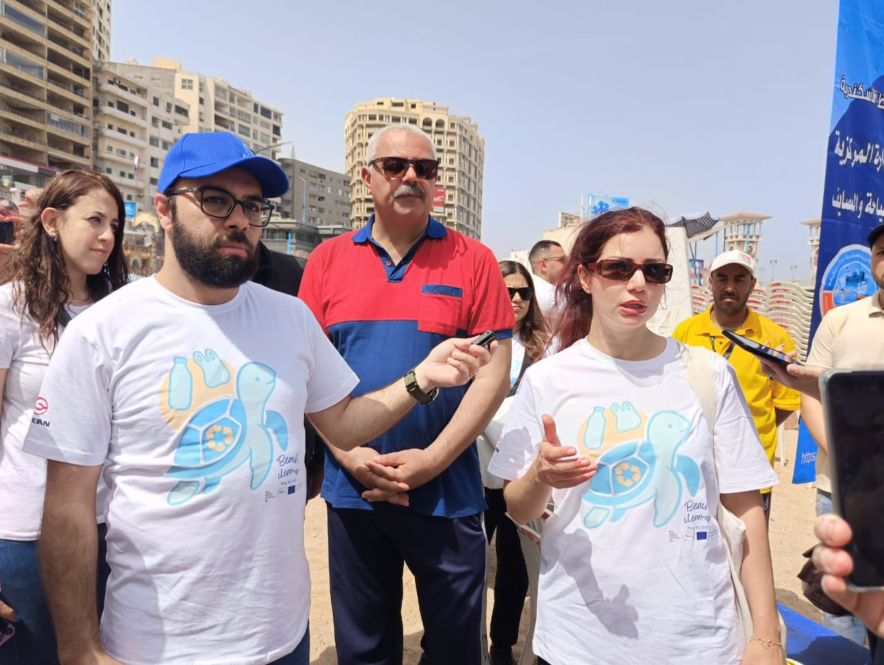 قنصلية فرنسا والمعهد الفرنسي بالإسكندرية تطلق مبادرة تنظيف الشواطئ للعام الثانى