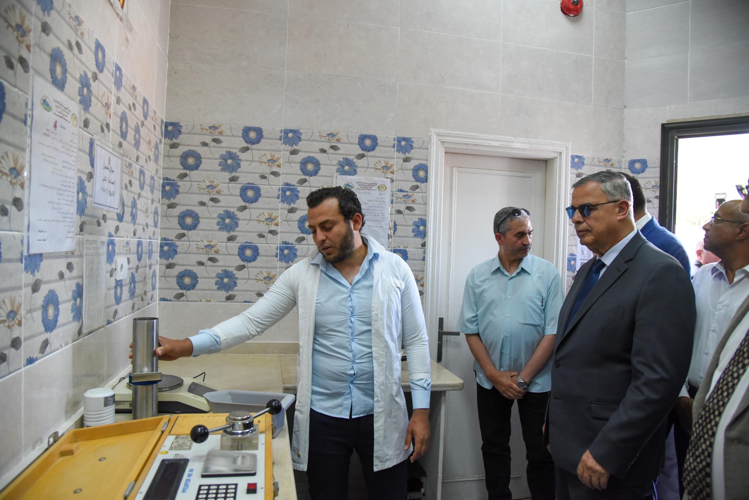 محافظ الإسكندرية يشهد انطلاق موسم توريد القمح بالعامرية