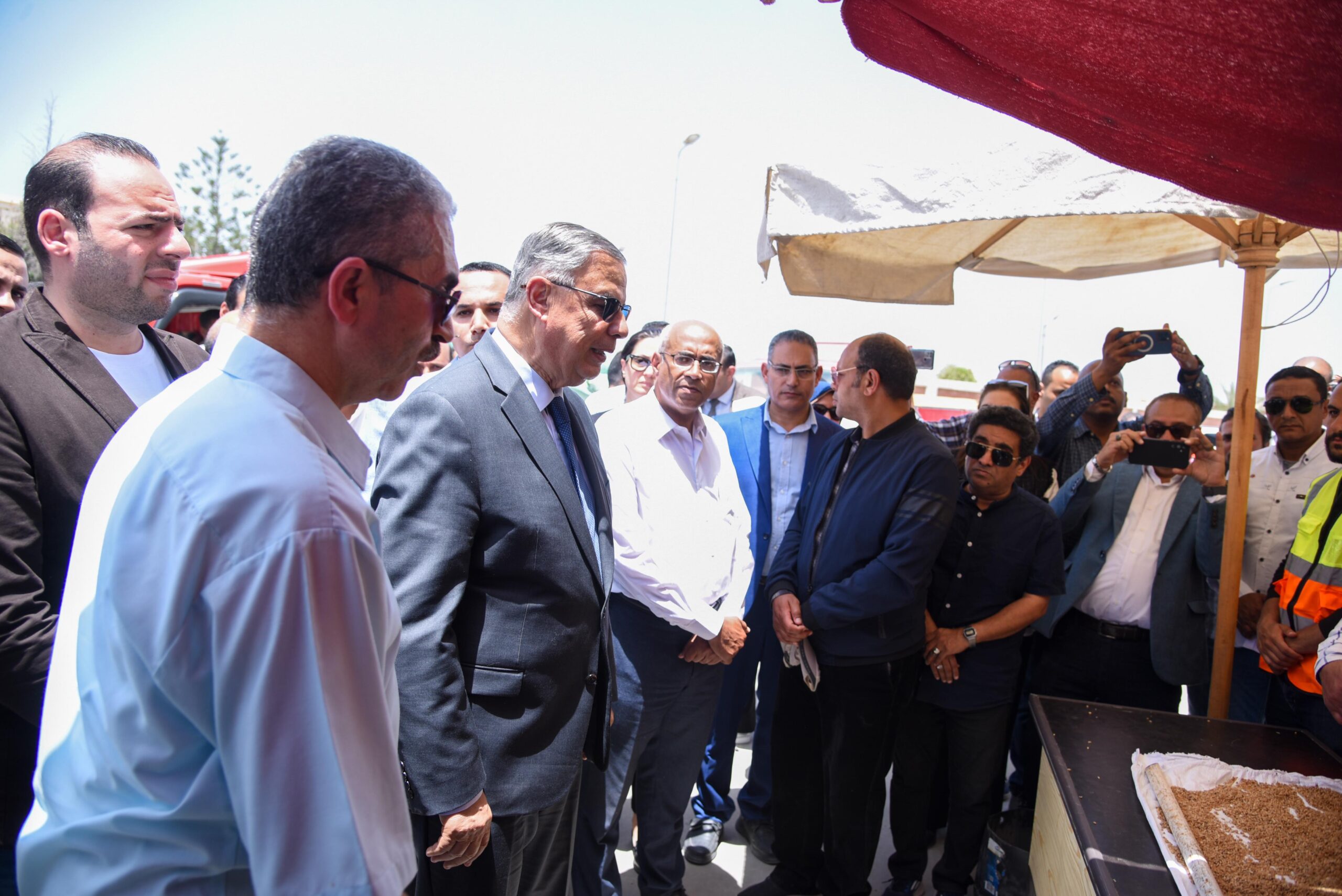 محافظ الإسكندرية يشهد انطلاق موسم توريد القمح بالعامرية