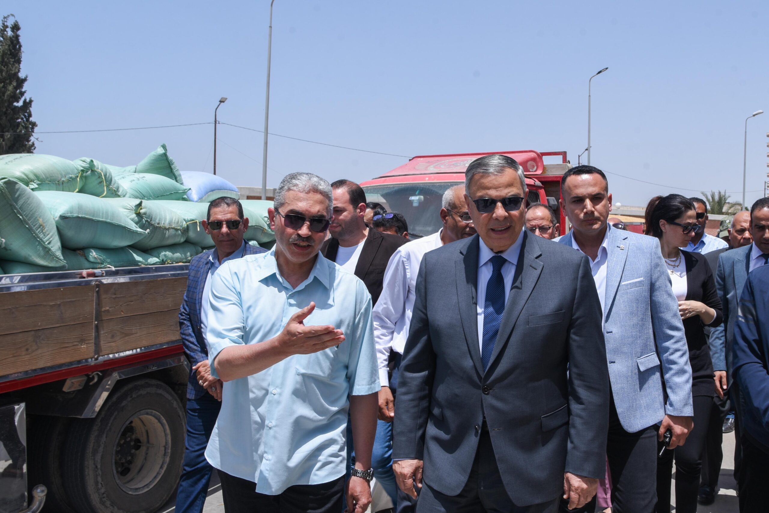 محافظ الإسكندرية يشهد انطلاق موسم توريد القمح بالعامرية